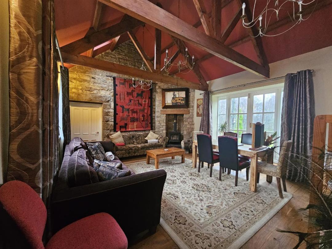 Lakewood Courtyard Northumberland Apartment *